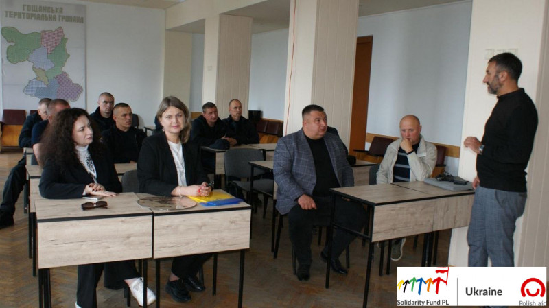Рожищенські добровольці перейняли досвід пожежних команд Рівненщини: підписали два меморандуми