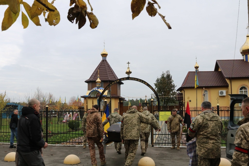 На Волині попрощалися з ветераном війни Василем Муравчуком, який помер після тяжкої хвороби