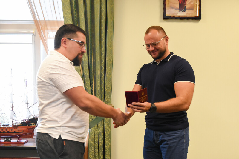 Двоє військових з Луцька отримали почесні нагороди від Залужного та Зеленського