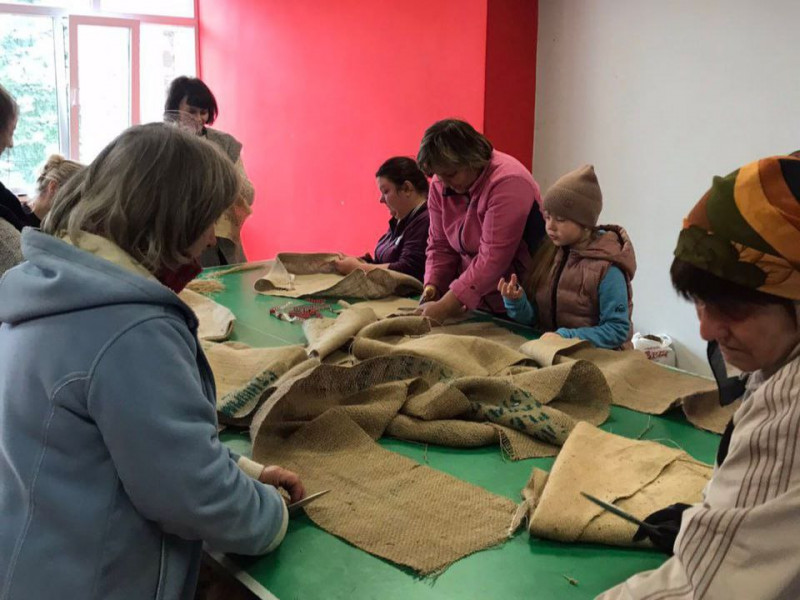 «Тиха підтримка, яку носять на плечах захисники України»: як жінки з Волині наближають перемогу