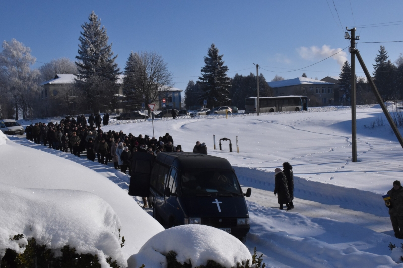 Життя обірвалося в ДТП: на Волині попрощалися із захисником Віталієм Михальчуком