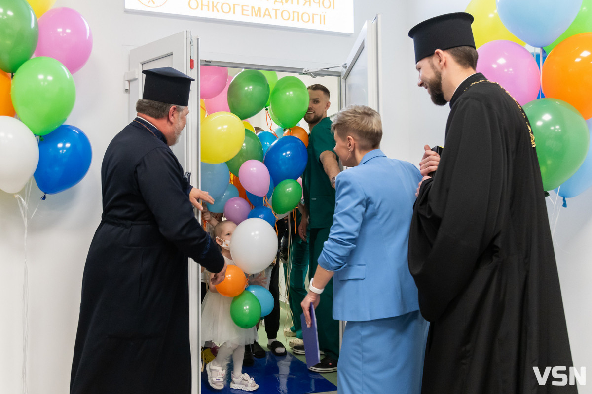 «Ми відкриваємо двері надії, двері до життя»: у Луцьку презентували оновлене відділення дитячої онкогематології
