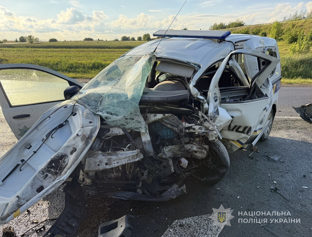 Двоє загиблих і травмований поліцейський: подробиці смертельної ДТП на Волині