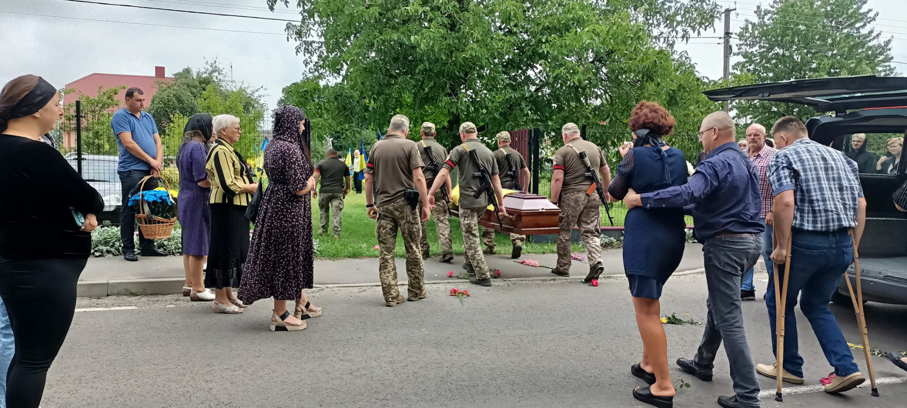 Навіки 25: у Луцькому районі попрощалися із молодим Героєм Ярославом Федорцем