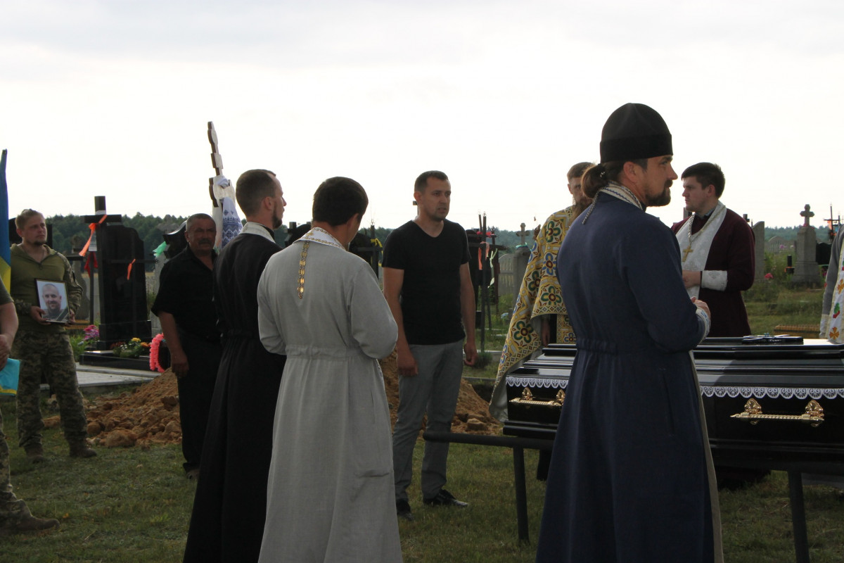 На Волині поховали Героя Ігоря Паламаря, який підірвався на ворожій міні