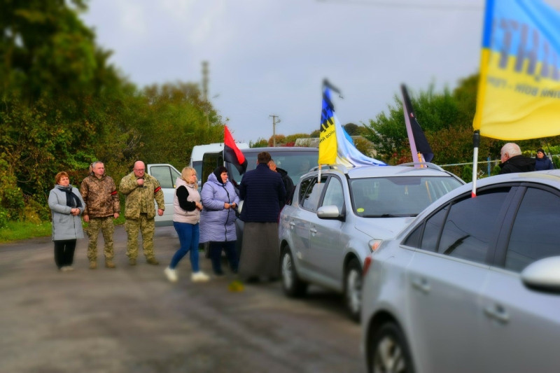 Більше року вважався зниклим безвісти: на Волині прощалися з Героєм Ігорем Пархомюком