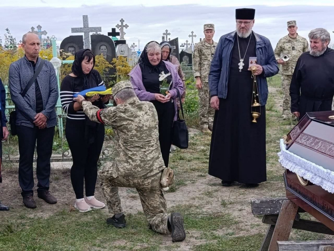 Брав участь в АТО та знову став до лав ЗСУ: на Волині поховали захисника Юрія Гімоля