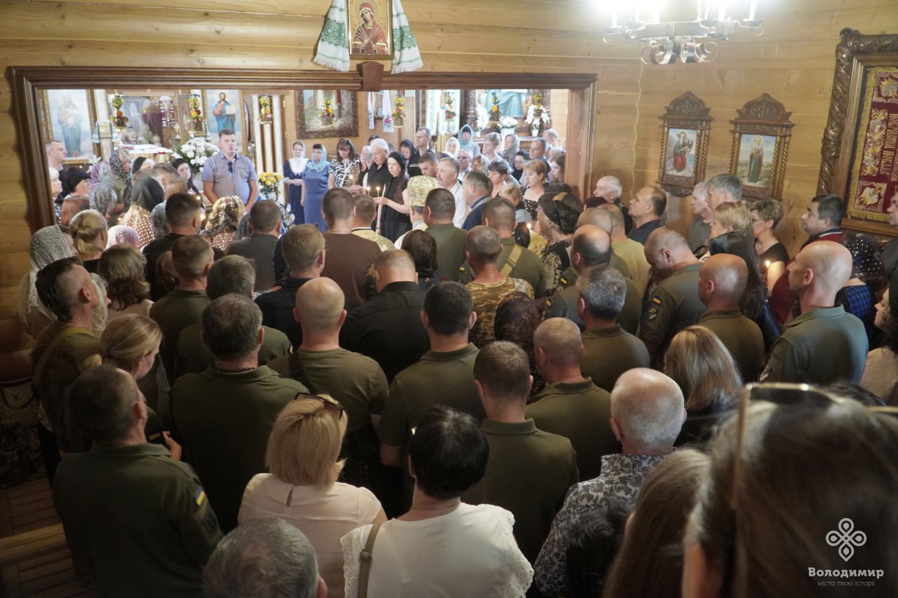 Волиняни попрощалися з Героєм Юрієм Глусем, який помер від поранень, отриманих на фронті