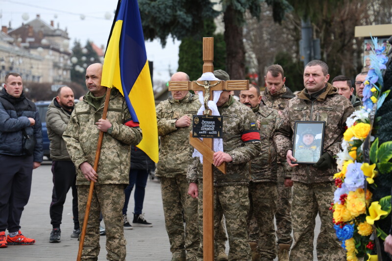 У Луцьку попрощалися з Героями Олександром Веремчуком та Костянтином Голубом
