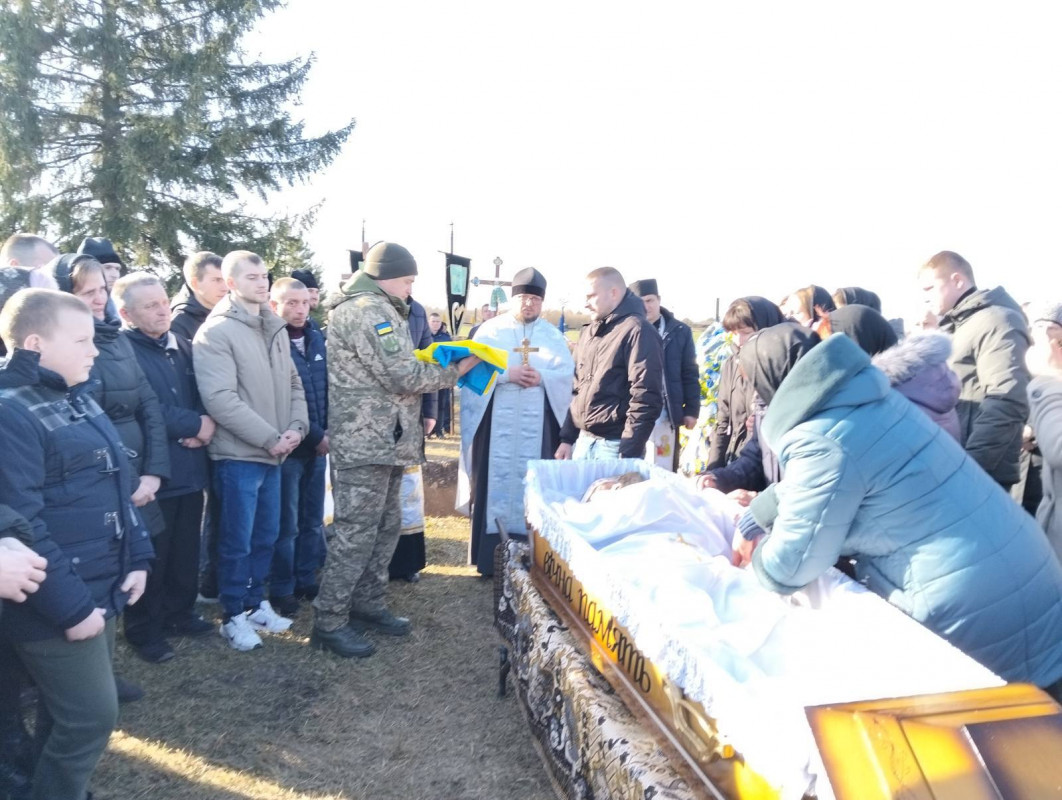 Останній бій прийняв на Харківщині: волиняни попрощались з полеглим Героєм Сергієм Єфімчуком