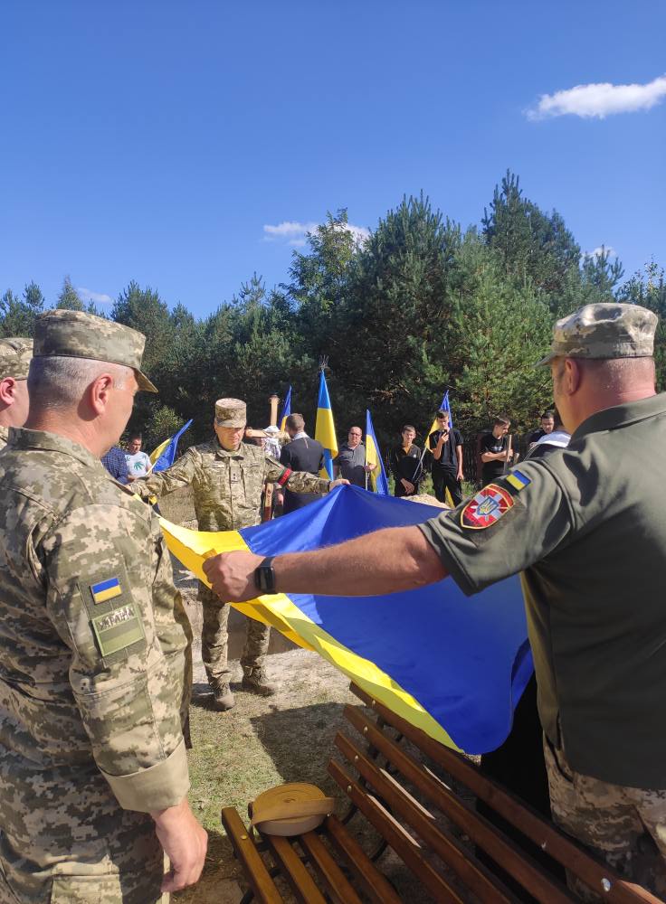 Останній бій прийняв на Харківщині: на Волині попрощались із Героєм Анатолієм Бугайчуком