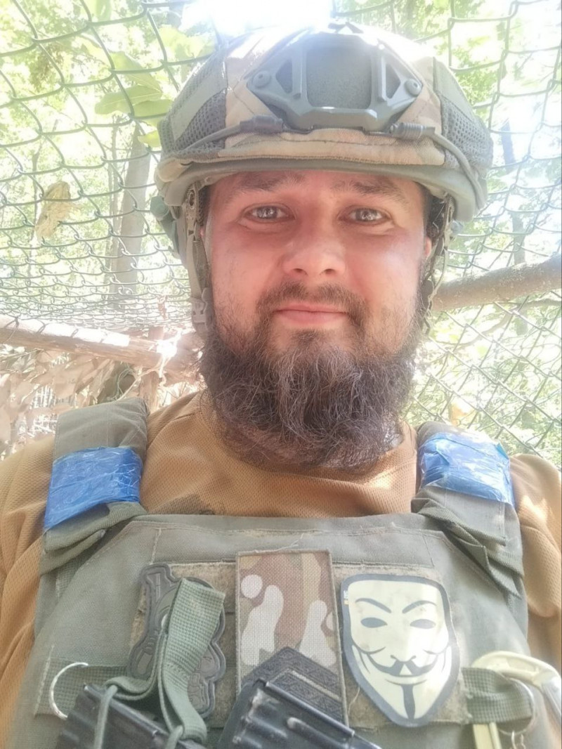 Вилетів із «Хаммера» під час вибуху: історія військового з Волині