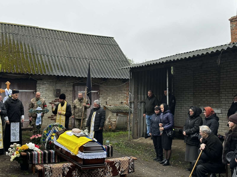 На Волині попрощалися із 50-річним Героєм Юрієм Віценюком, який загинув на Дніпропетровщині