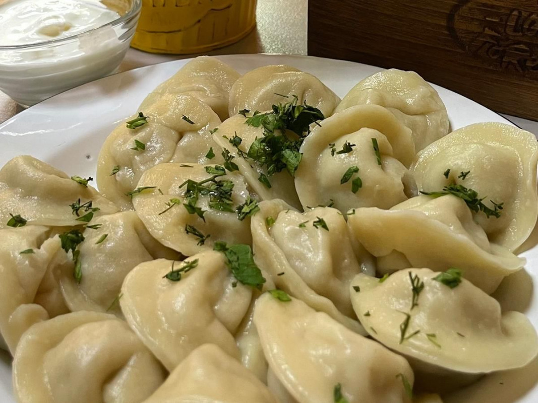 Як зварити пельмені, аби вони не розварювались і не злипались: ресторанний лайфхак