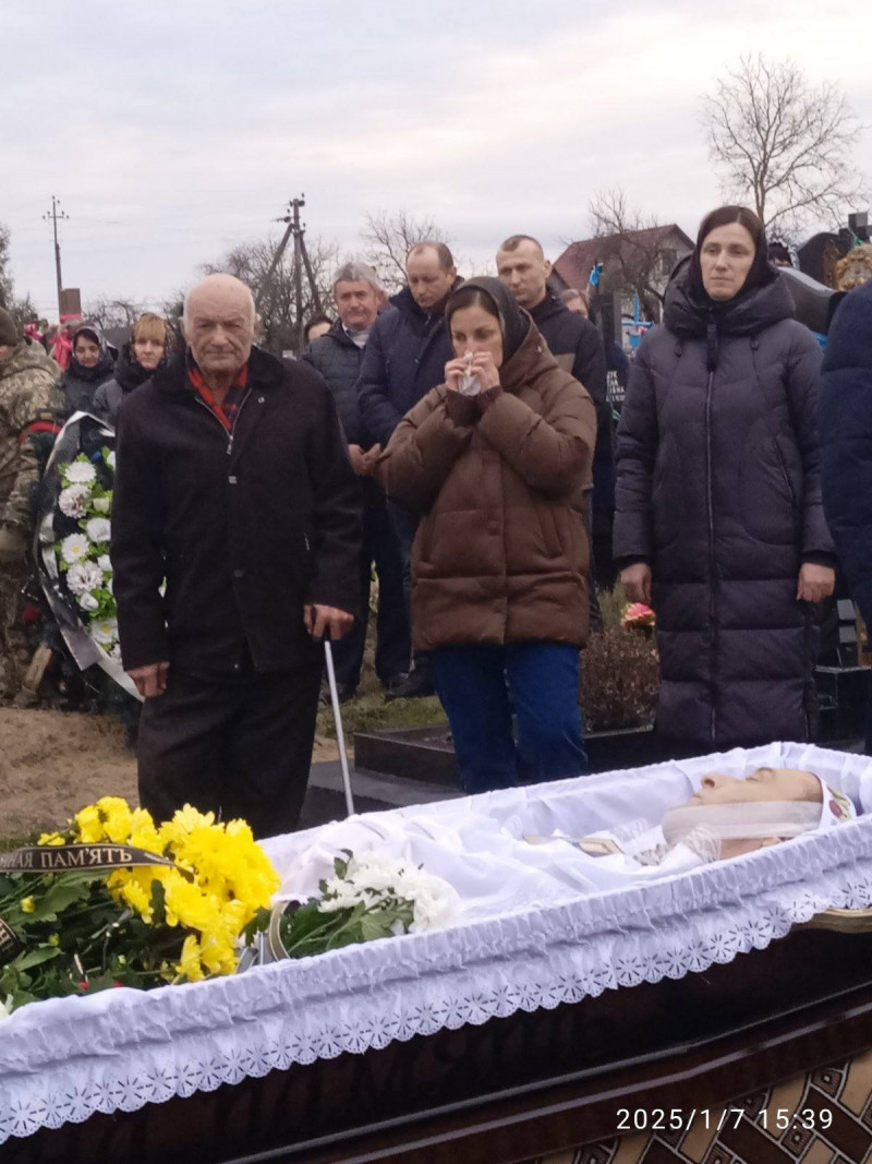 Помер внаслідок зупинки серця: у Луцькому районі поховали військового Юрія Кушнірчука