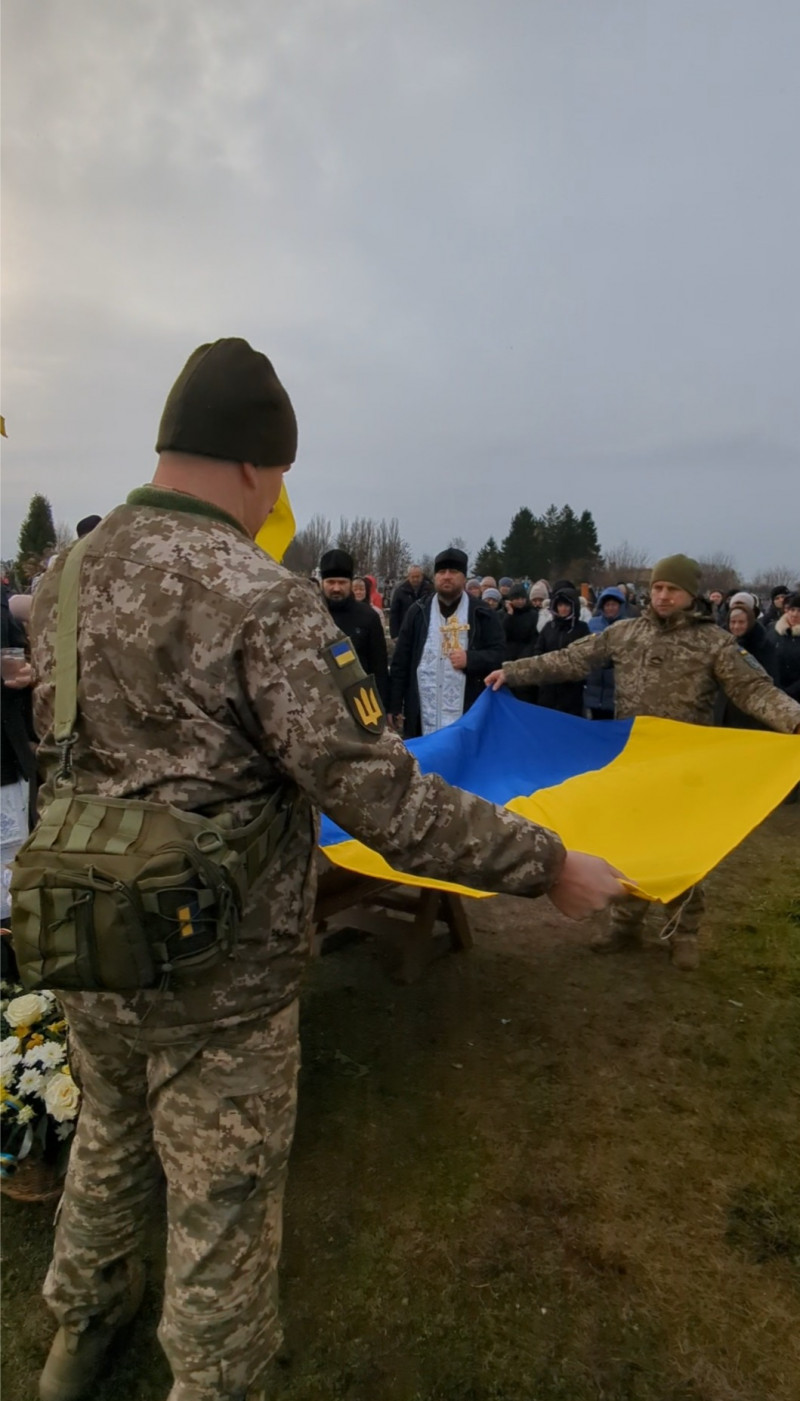 Був єдиним сином у матері: на Волині попрощалися із 28-річним Героєм Валентином Поліщуком