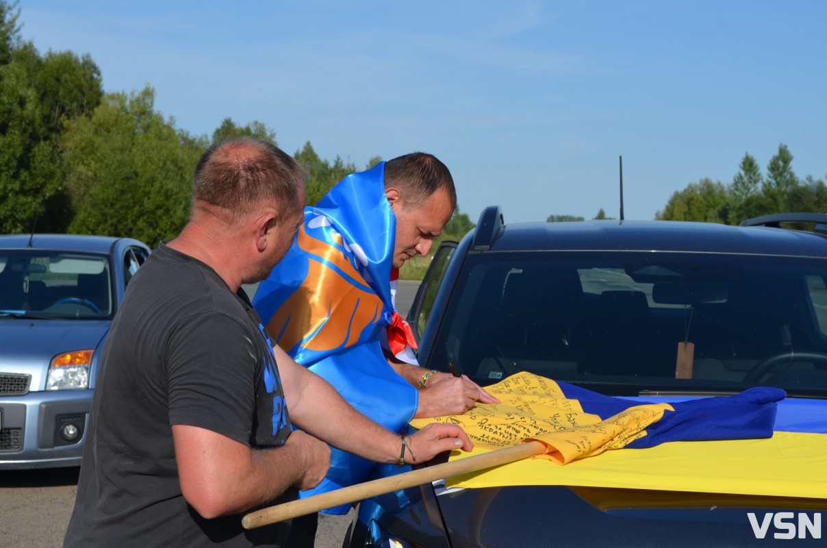 Герой повернувся додому: у громаді на Волині зустріли звільненого з полону Сергія Тимошука