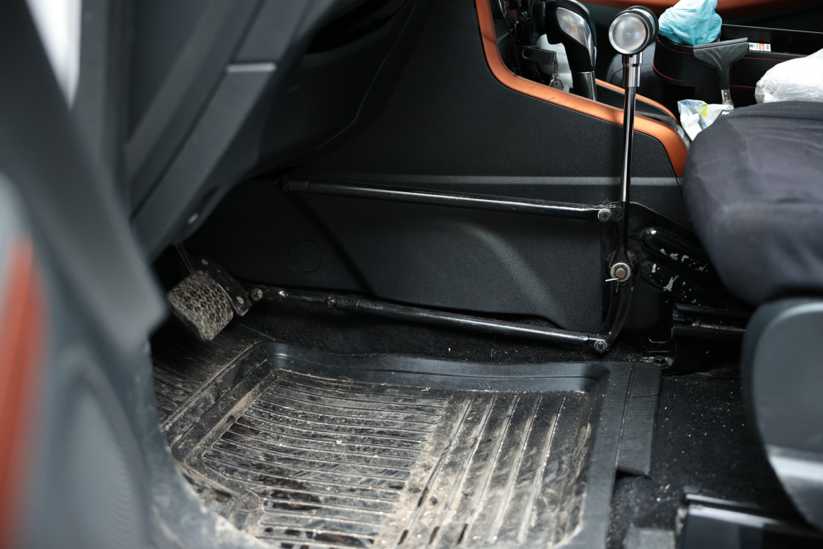 У Луцьку ветеранам з інвалідністю допомагають переобладнати авто за держпрограмою