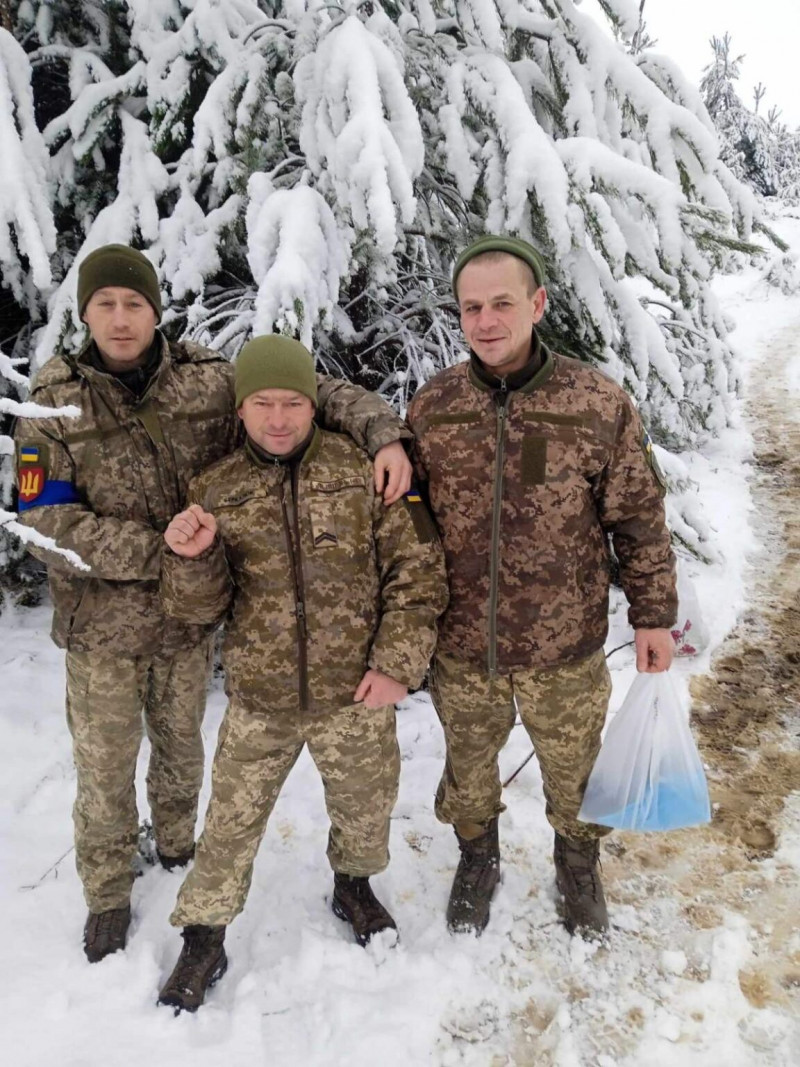 «Обіцяв повернутися, коли зацвітуть волошки…»: спогади про загиблого Героя з Волині Григорія Кошелюка