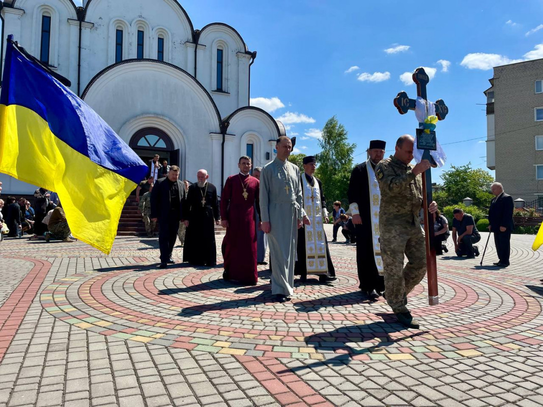 Героїчно загинув біля Бахмута: на Волині попрощались із захисником Ярославом Каламуняком