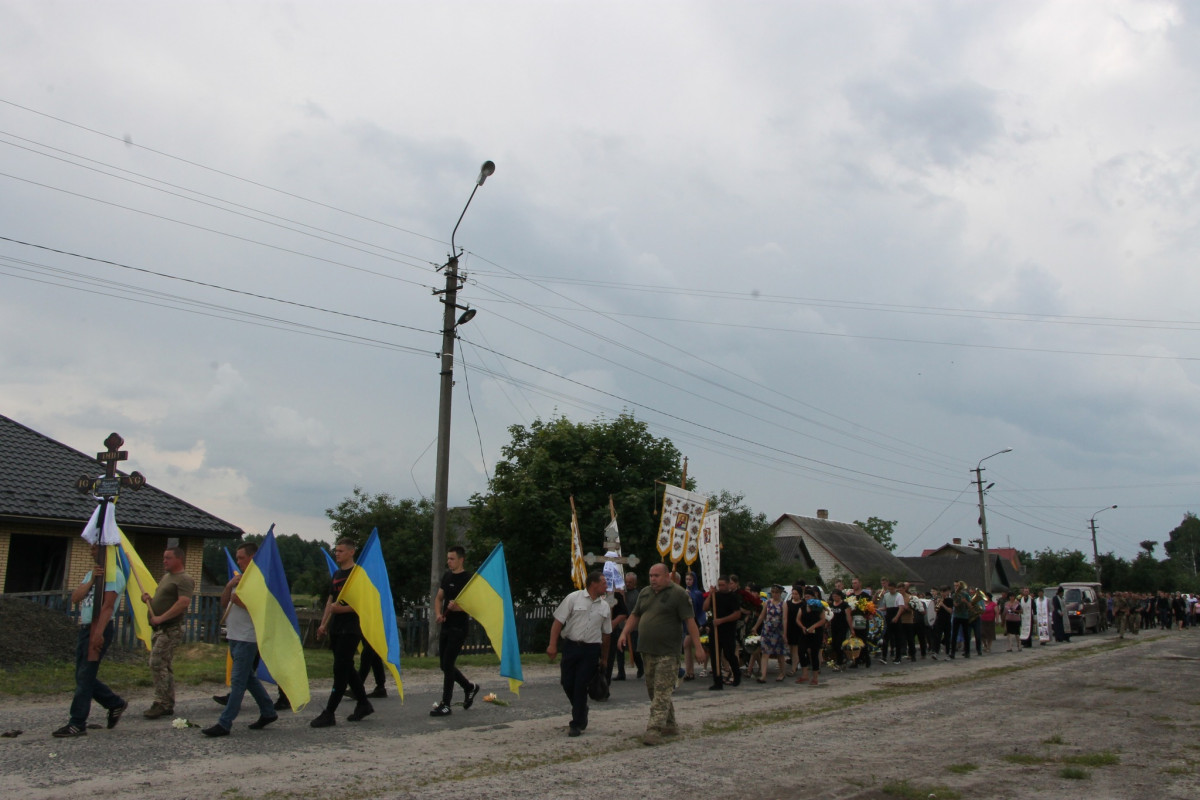 На Волині поховали Героя Ігоря Паламаря, який підірвався на ворожій міні