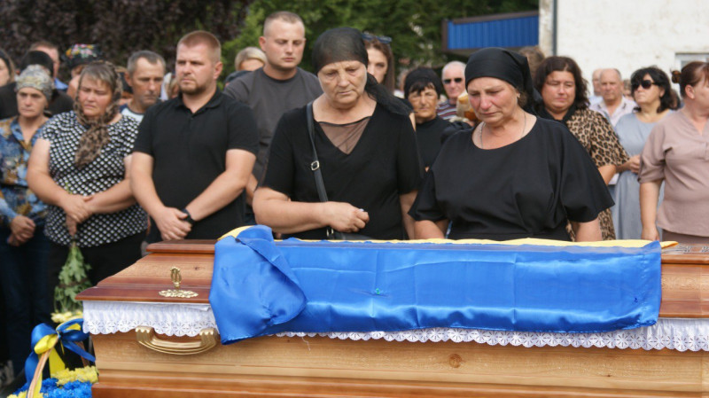 Понад 10 місяців надій: востаннє додому повернувся Герой з Волині Михайло Бень