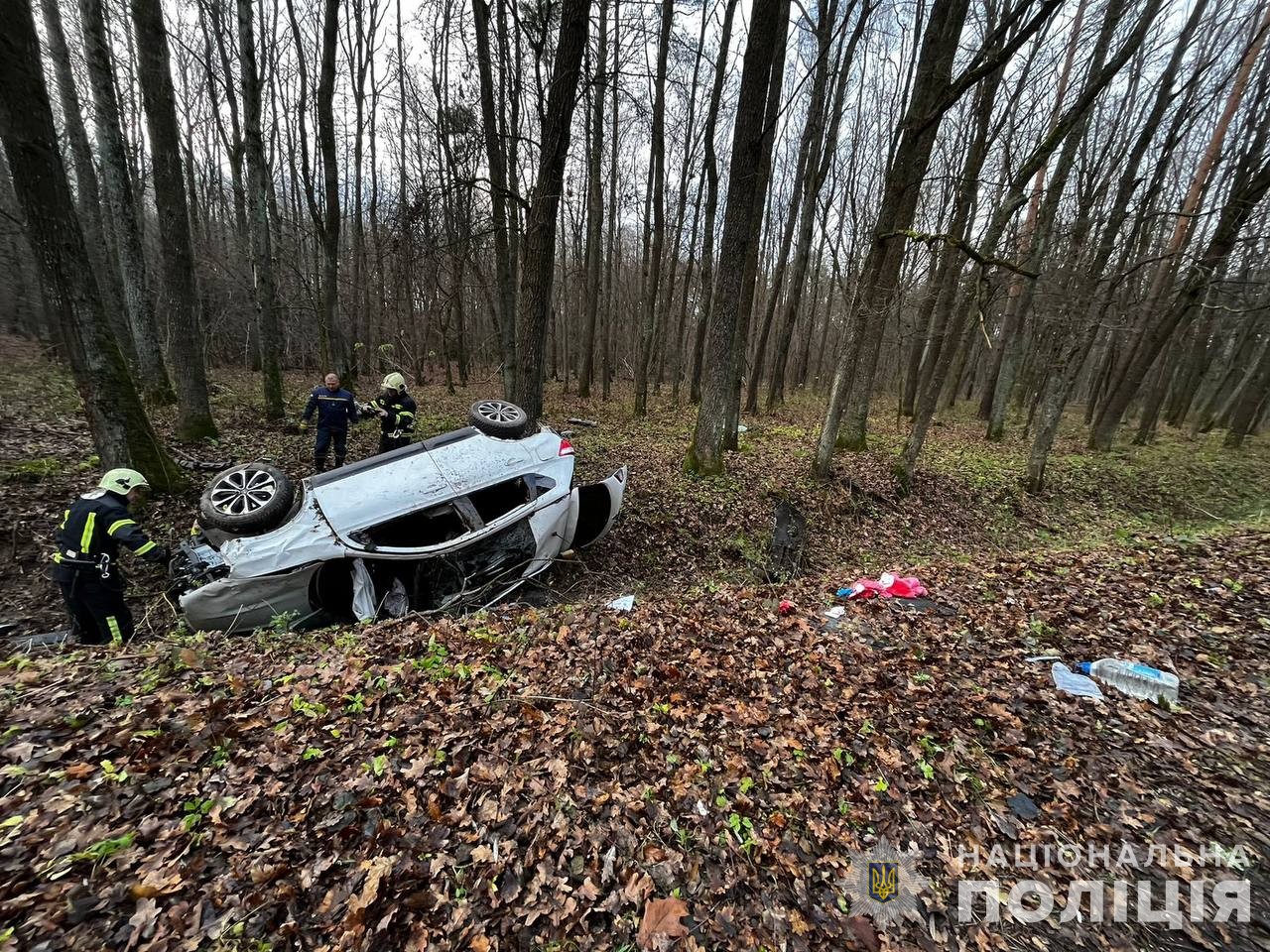 Водій п’яний та не мав права керувати: подробиці ДТП у Луцькому районі, в якій постраждало троє людей