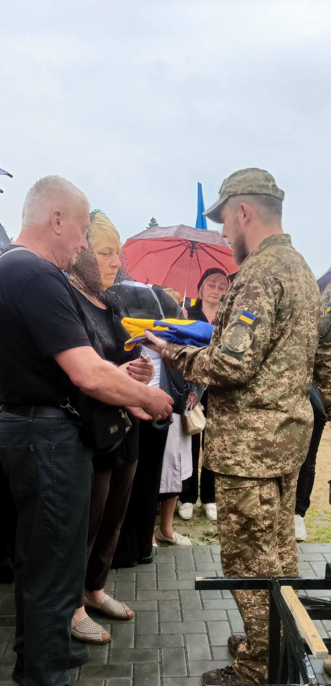 Навіки 35: на Волині попрощалися з Героєм Романом Никончуком