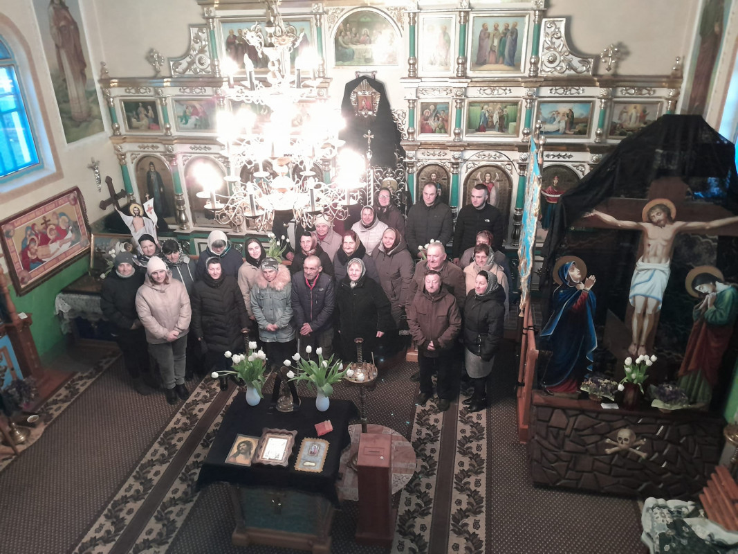Майже 2 місяці тому приєдналися до ПЦУ: у храмі на Волині вперше молилися українською мовою. Фото