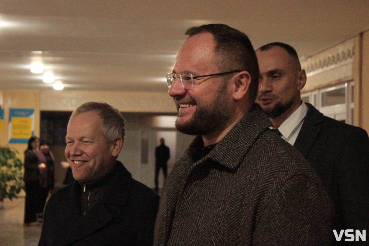 У луцьких школах та дитячій поліклініці встановили станції очистки води