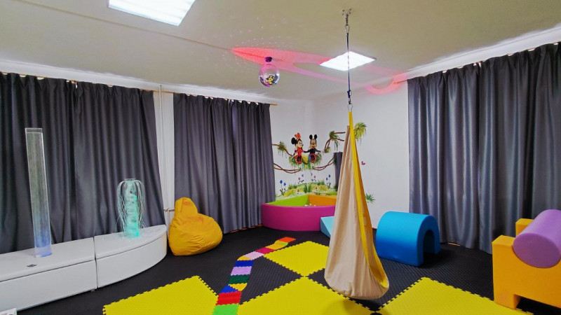 Благодійний фонд AVESTERRA створив на Волині сучасну сенсорну кімнату для реабілітації дітей