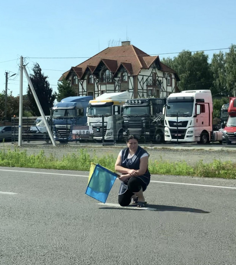 Повертався на фронт після поранень: на Волині прощались із Героєм Ігорем Тарасюком