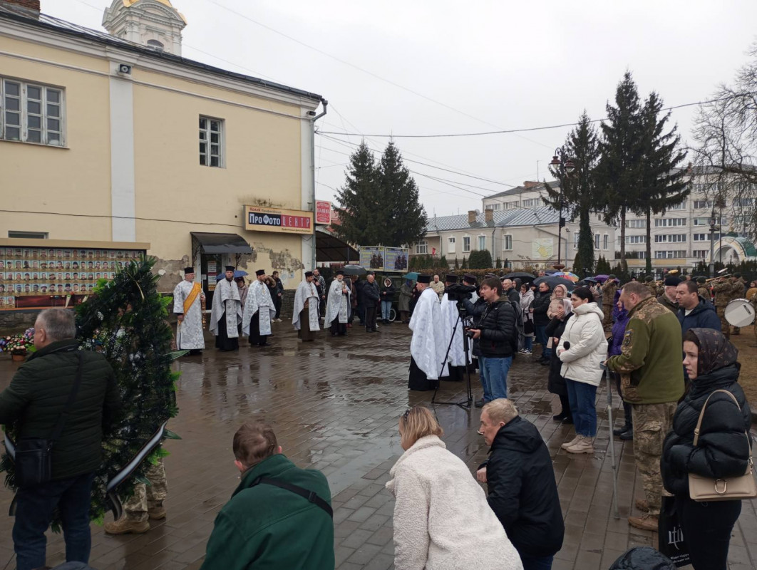 Трагічний день: на Волині попрощалися з Героєм Євгеном Пришвою