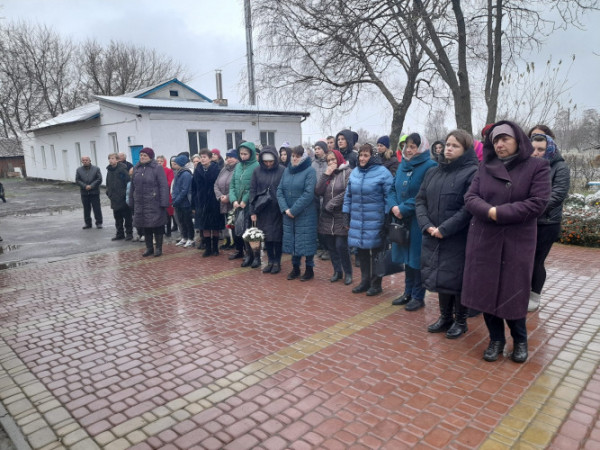 На Волині відкрили пам'ятну дошку загиблому на війні Павлу Синов'яту