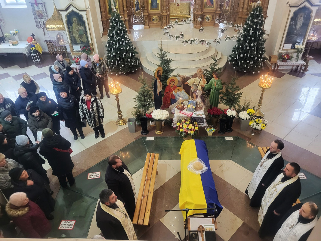Родина до останнього жила надією: на Волині попрощалися з воїном Георгієм Смалем