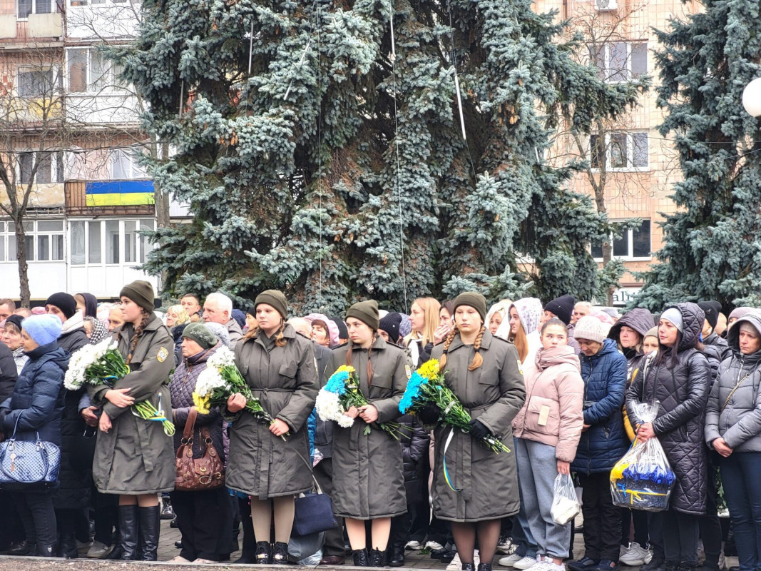 Поховали в переддень дня народження: на Волині попрощалися із Героїнею Мариною Ізотовою