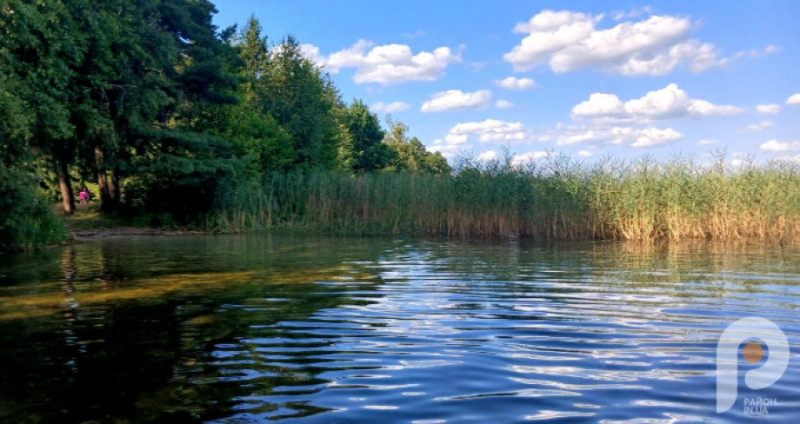 Вісім озер Волині, які варто відвідати цього літа