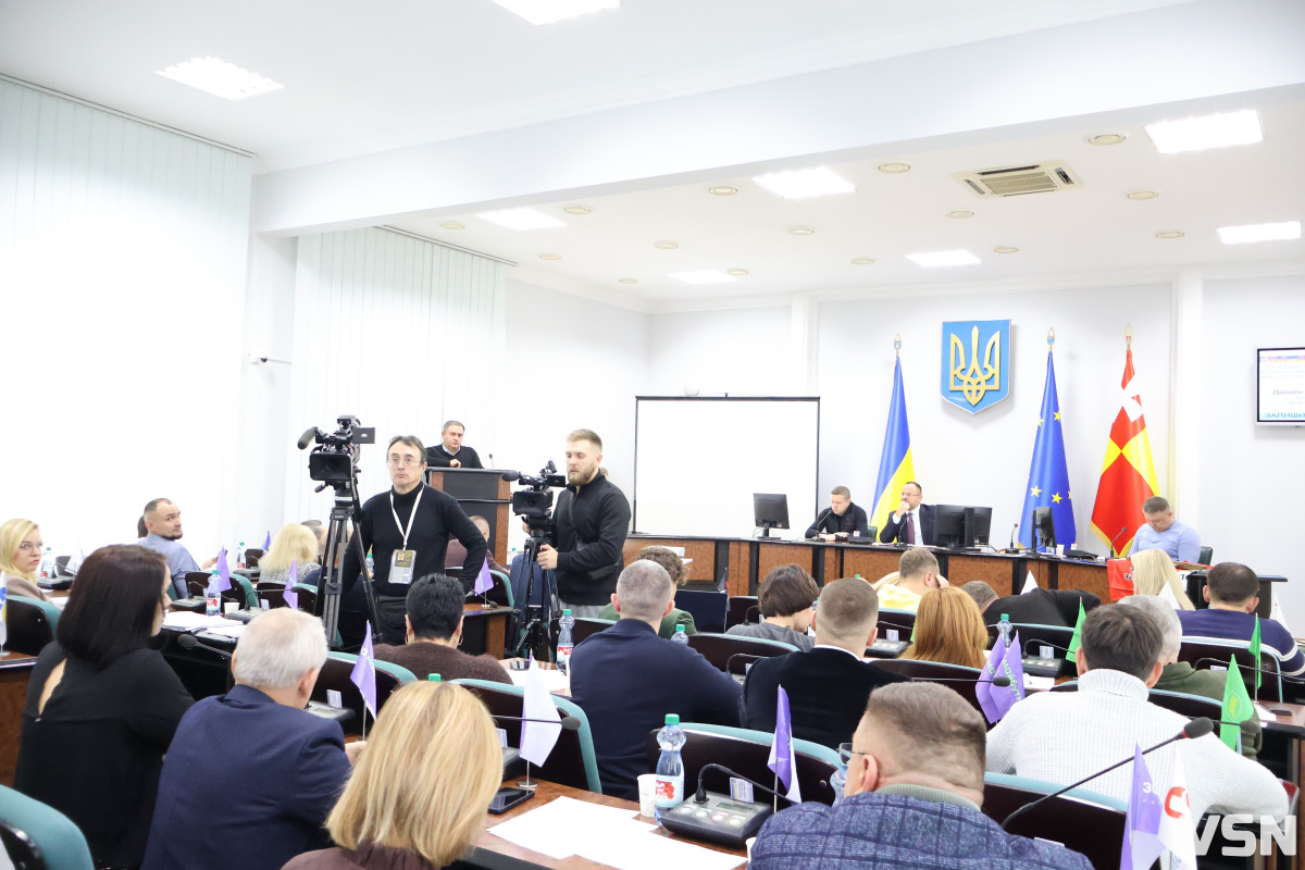 Листопадова сесія Луцької міської ради: ключові тези. Фоторепортаж