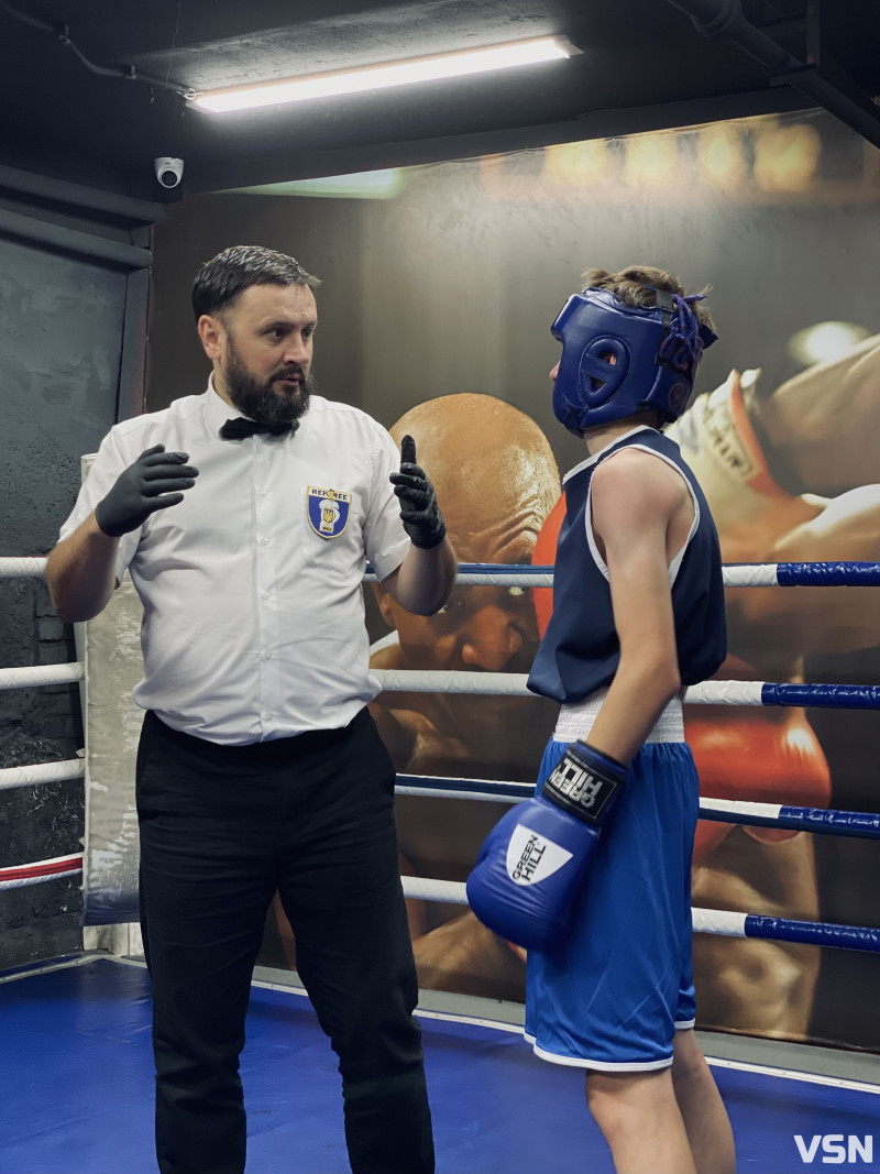 Юні боксери змагаються у Рівному за звання чемпіонів області