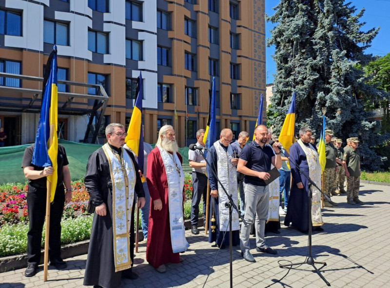 Понад 20 місяців вважався зниклим безвісти: на Волині попрощались із захисником Олександром Шевченком