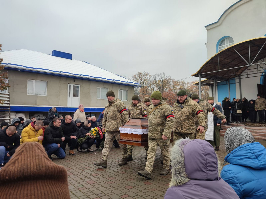 Навіки 28: на Волині попрощалися із Героєм Юрієм Наумчуком