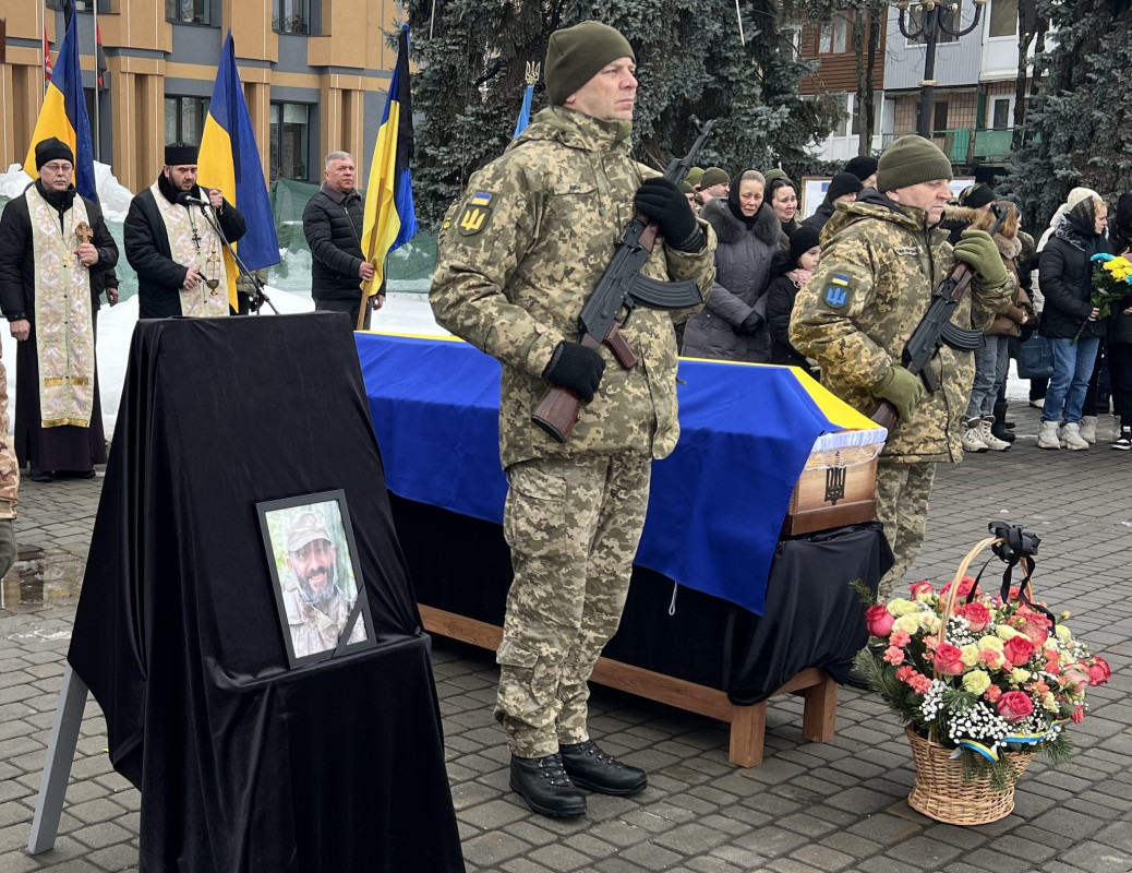 Загинув у день свого народження: на Волині попрощалися із 55-річним Героєм Сергієм Томашевичем