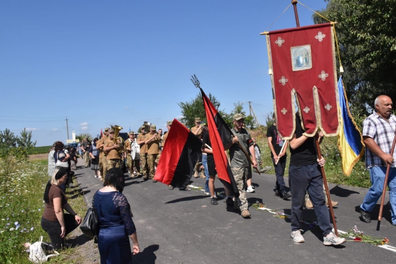 Навіки молодий: на Волині попрощалися з 26-річним Героєм Валентином Богатих
