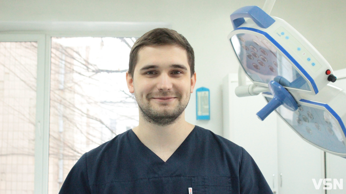 Від «чаклунства на скельці» до 3D-навігації: як у Луцьку лікують усмішки дві епохи стоматології