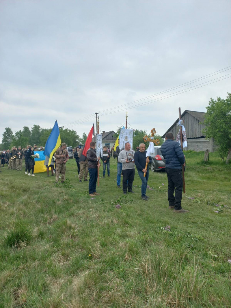 Назавжди 28: на Волині попрощалися із загиблим Героєм Андрієм Ковбом