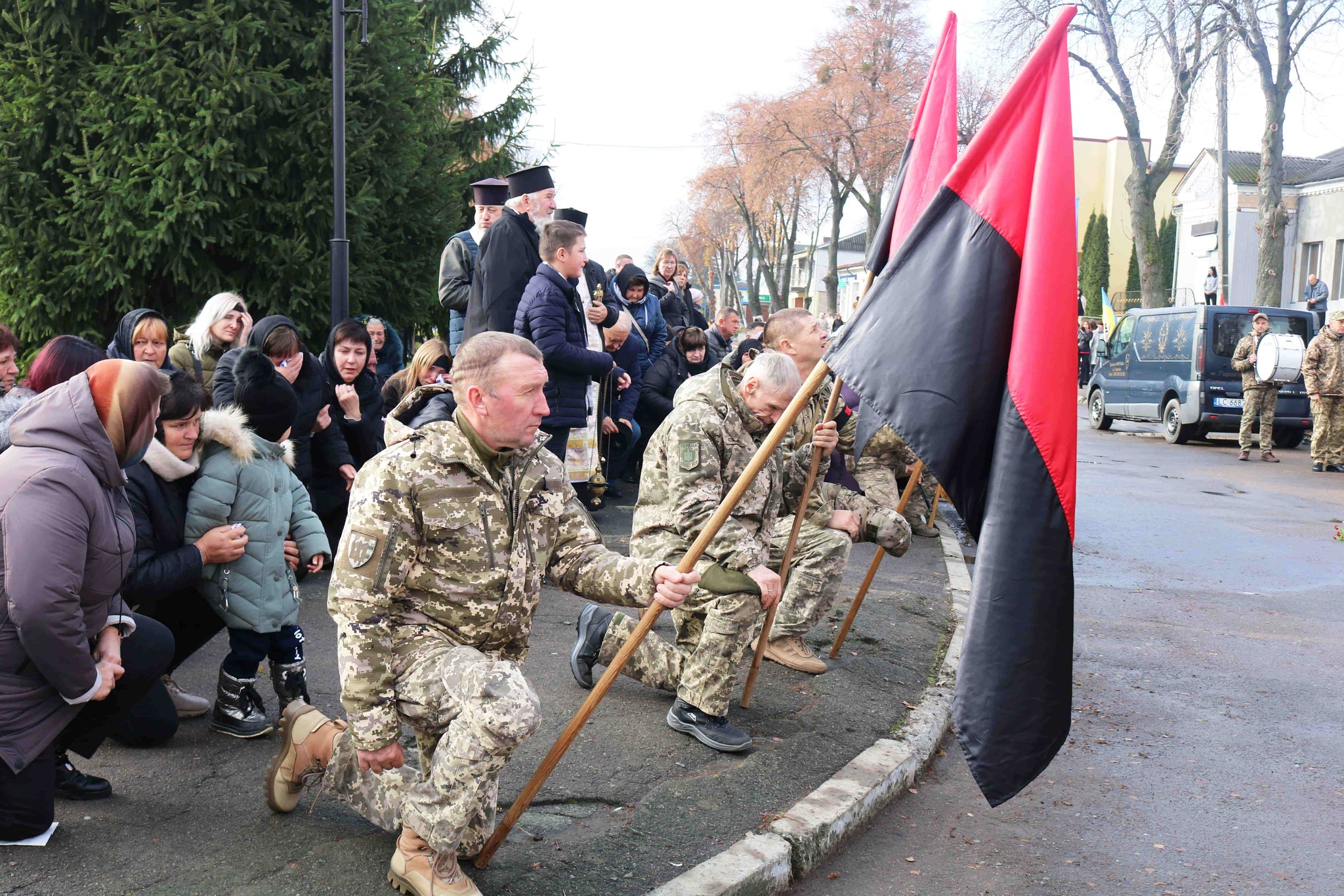 Маленька донечка втратила батька: на Волині попрощались з Героєм, який майже рік вважався зниклим безвісти