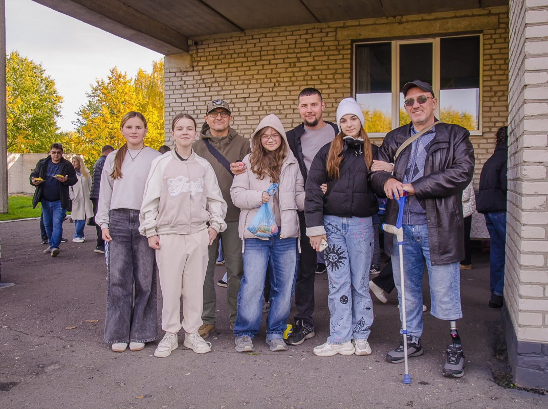 Діти роблять великі справи: у Ковелі на благодійному ярмарку ліцеїсти зібрали понад чверть мільйона гривень для ЗСУ