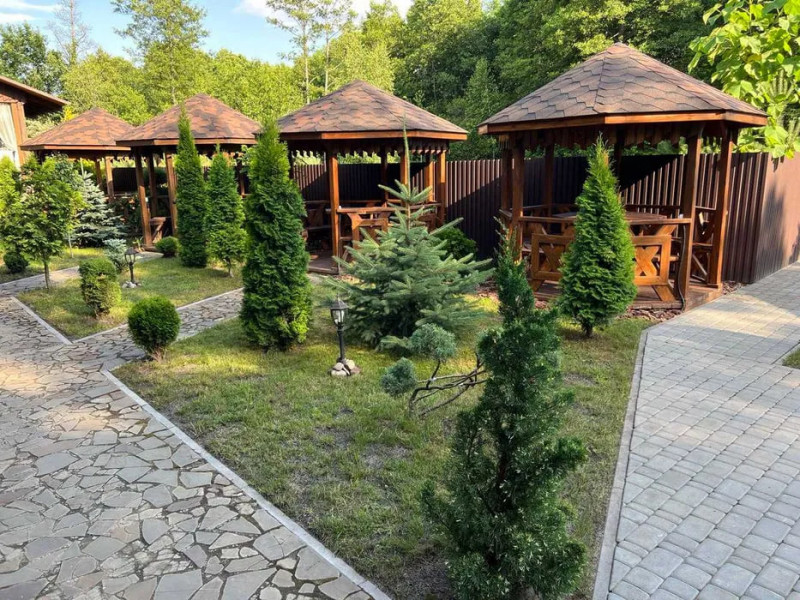 На Волині продають популярний готель біля озера за 6 мільйонів