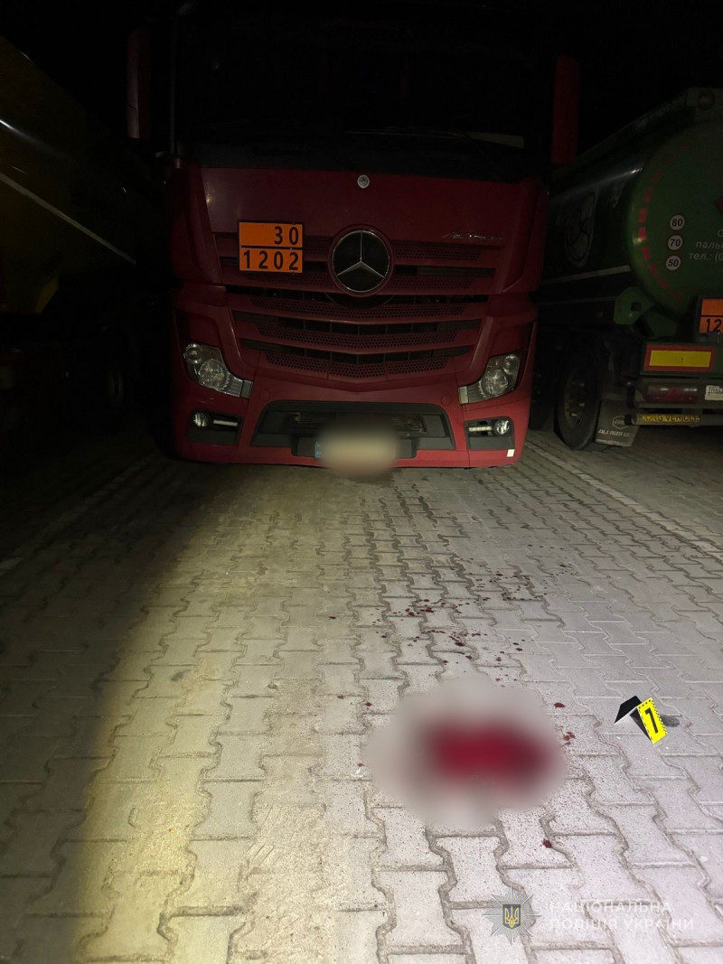 На Волині п’яний чоловік зарізав знайомого