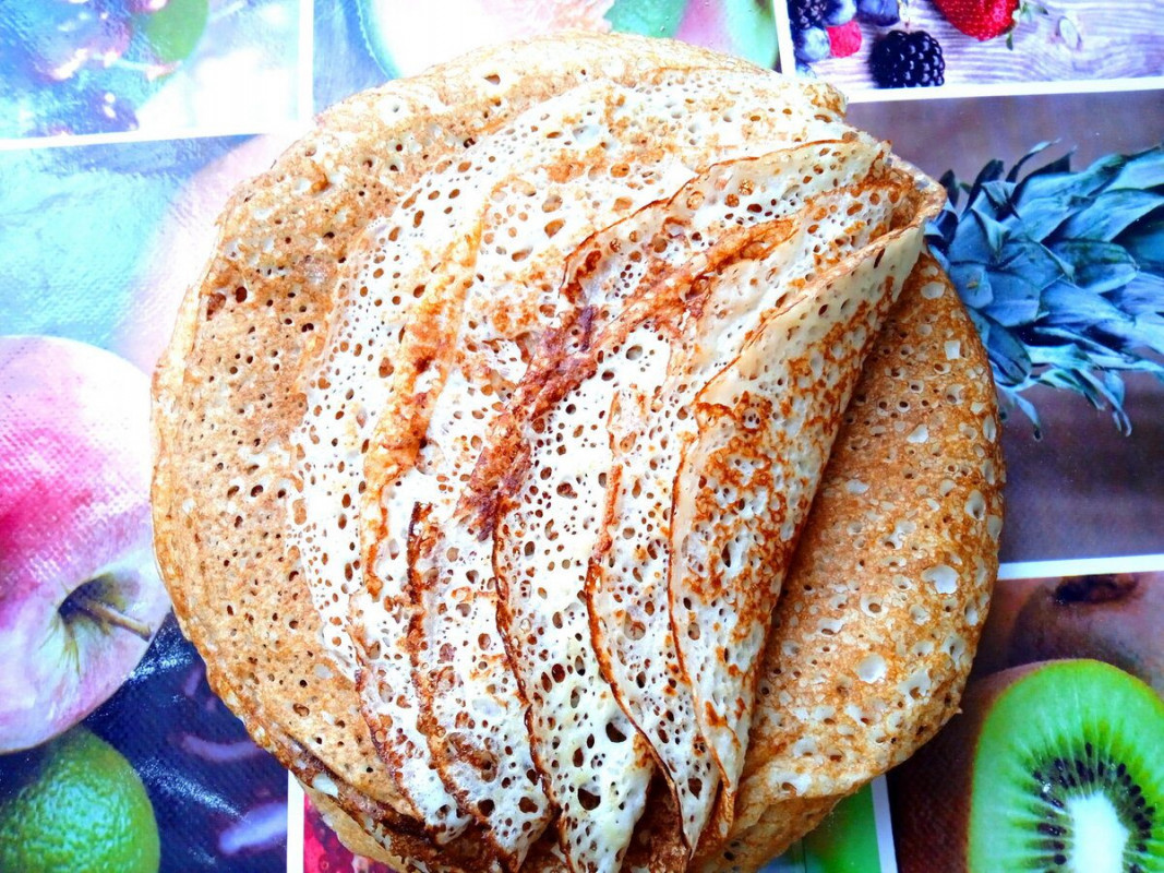 Як приготувати ідеальні млинці, які не рвуться